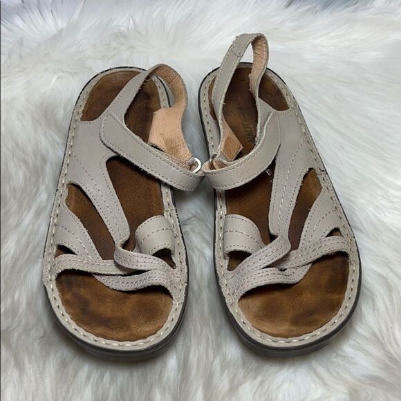 Naot Cream Nubuck Strappy Sandals Sz 40/9 - Picture 2 of 6